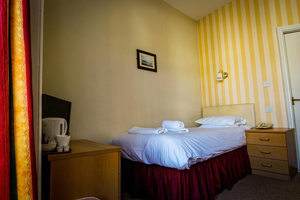 New Loretta Hotel Llandudno Bagian luar foto