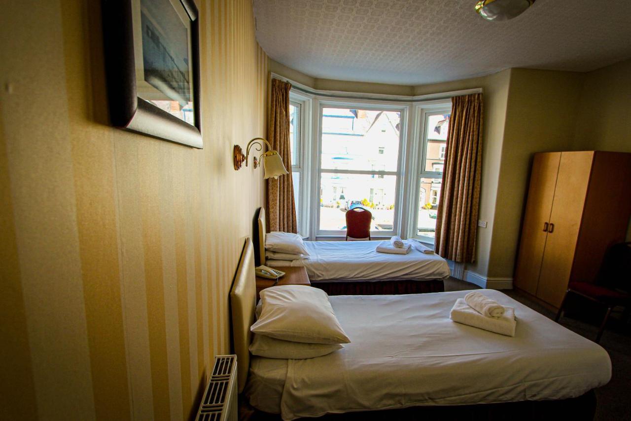 New Loretta Hotel Llandudno Bagian luar foto